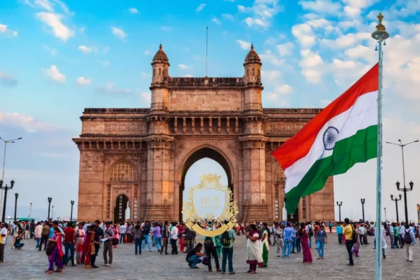 Haartransplantationskliniken in Indien – Die besten Haartransplantationschirurgen, Kosten und Verfahren Erklärt