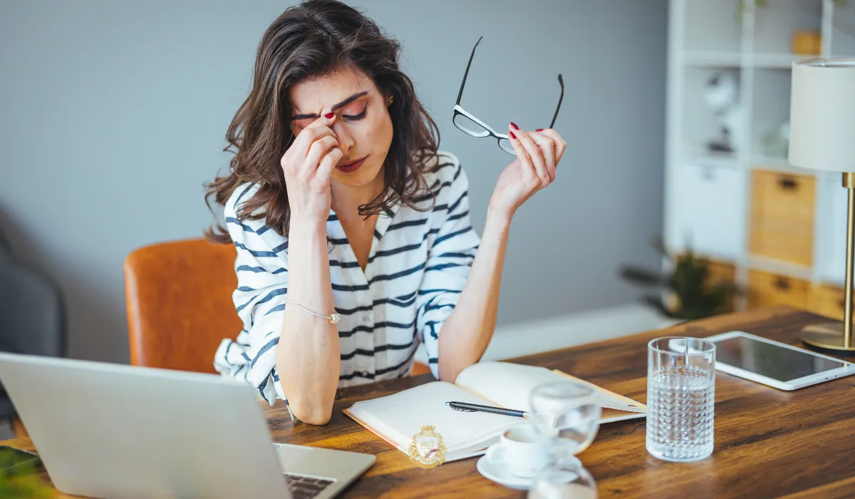 receding hairline in woman