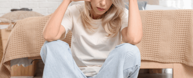 Wat is de beste manier om haaruitval tijdens de menopauze te stoppen en op natuurlijke wijze dikker haar te laten teruggroeien?