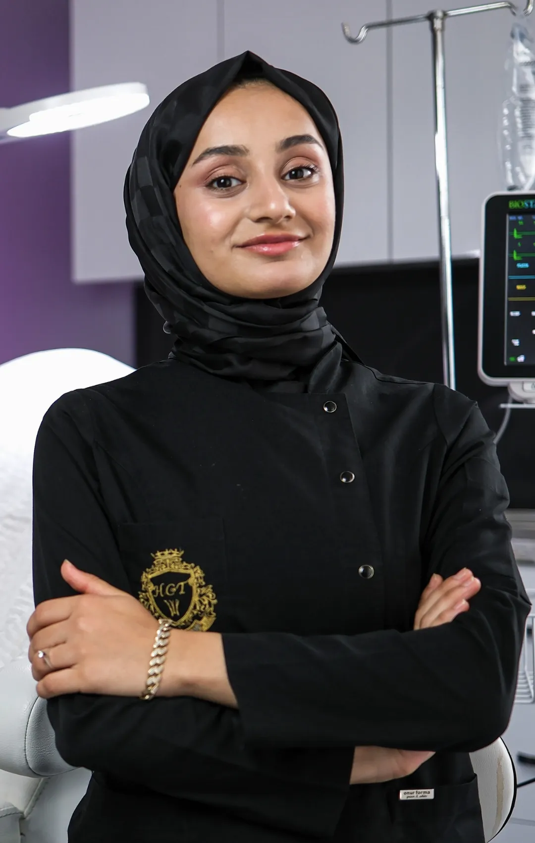 zehra ozer hair transplant specialist mp