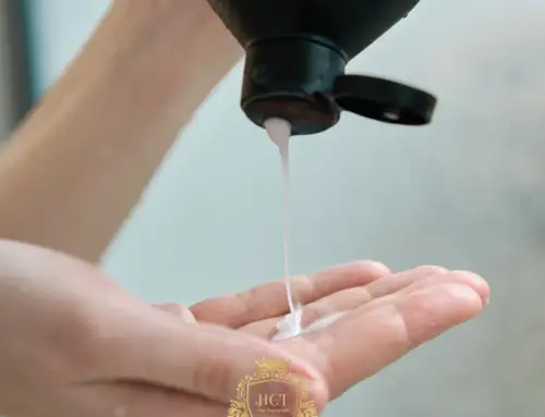 What is Salt-Free Shampoo and What Does It Do?