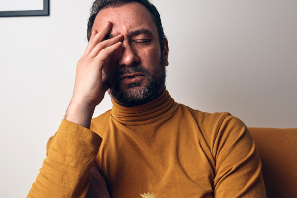 Pacientes com ansiedade podem se submeter a transplante capilar?