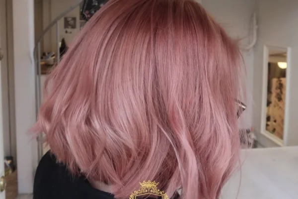 Differences Between Permanent and Temporary Hair Dye