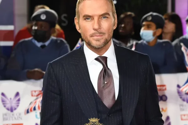 Hat Matt Goss eine Haartransplantation gehabt?
