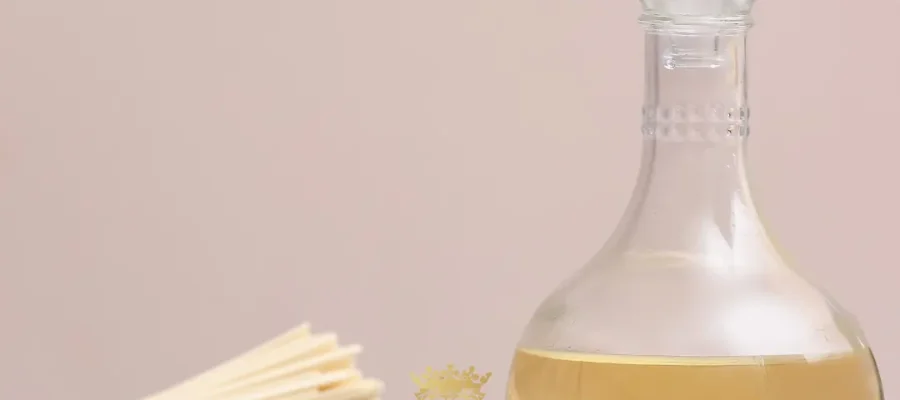 Vinegar For Hair: Benefits, Risks, And How To Use It Safely