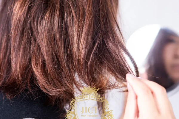 Como reparar cabelos danificados e restaurar fios fortes e saudáveis ​​naturalmente?