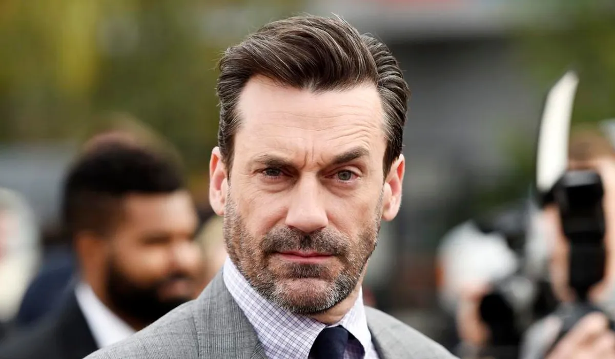 Jon Hamm – Haartransplantatie 5 Jon Hamm - Haartransplantatie 5