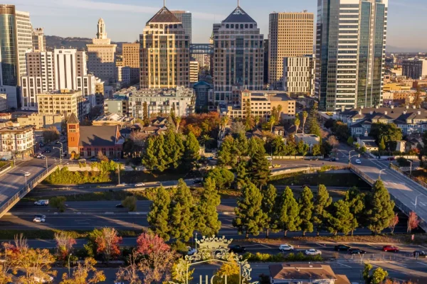 Haartransplantationskliniken in Oakland