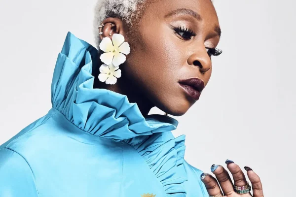 Cynthia Erivo tem alopecia?