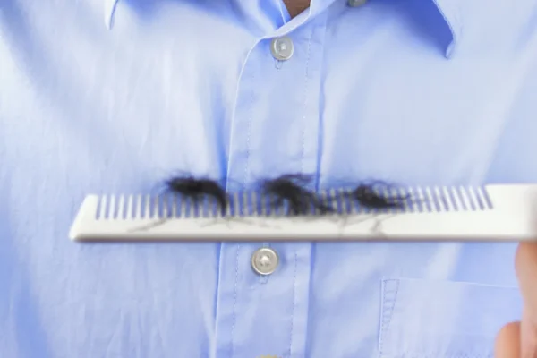 Causas da queda de cabelo na região genital