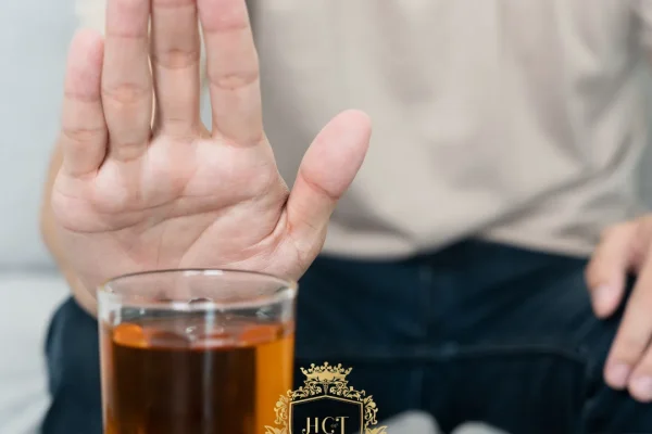 Verursacht Alkohol Haarausfall? Was Alkohol Mit Dem Haar Macht Und Wie Man Es Wiederherstellen Kann