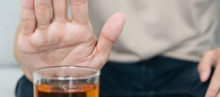 Verursacht Alkohol Haarausfall? Was Alkohol Mit Dem Haar Macht Und Wie Man Es Wiederherstellen Kann