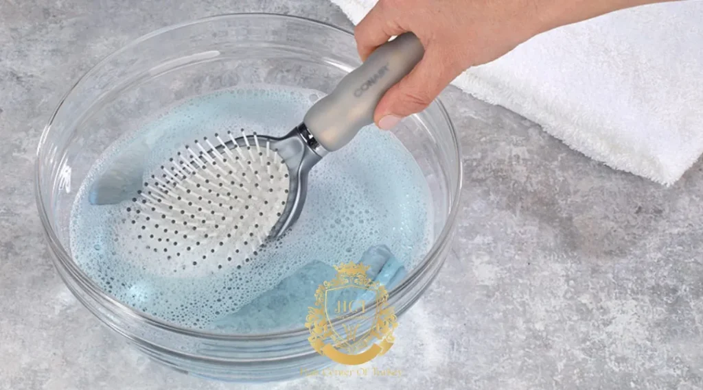 Yağlı Saç Bakımı: Saç Derisini Dengelemenin Yolu