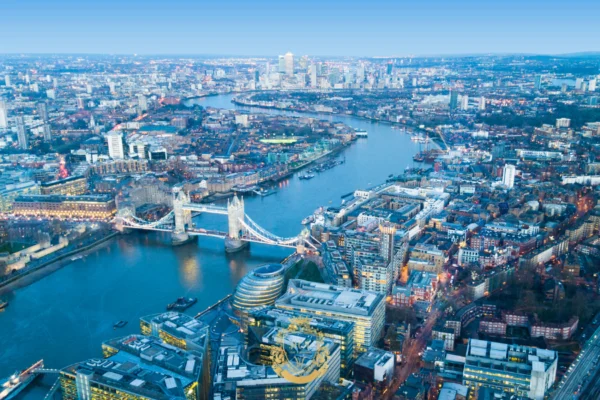 Quels sont les facteurs qui influencent le coût d&rsquo;une greffe de cheveux à Londres ?