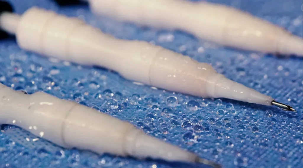 Sapphire FUE Channels Versus DHI Implanter Pens